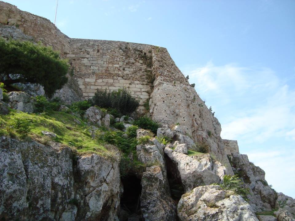 Severne Padine Akropolja
