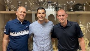 Kostas Slukas Olimpijakos